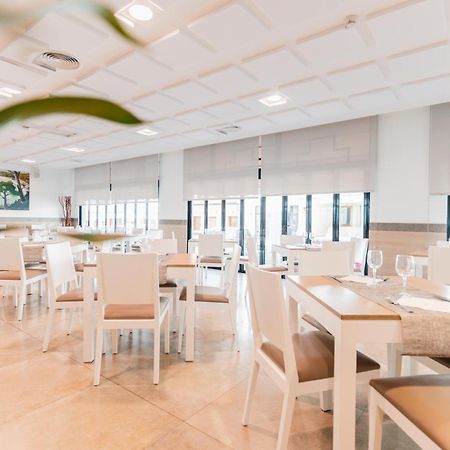 罗阿尔公寓酒店 费瑞里耶斯 外观 照片